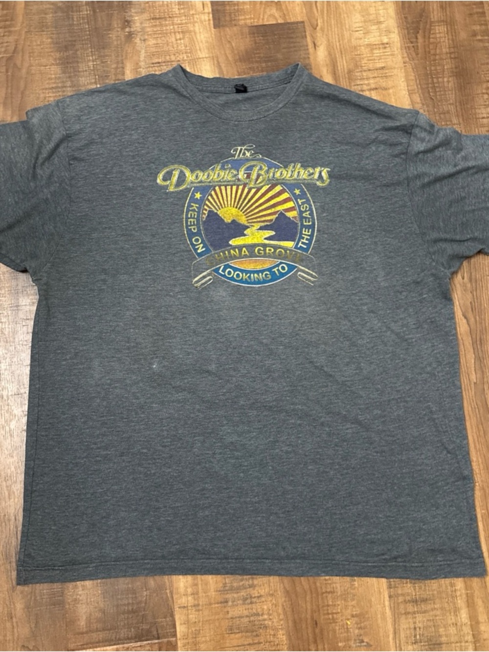2017 THE DOOBIE BROTHERS "China Grove" Concert Tour 2 XL T-Shirt PAT SIMMONS